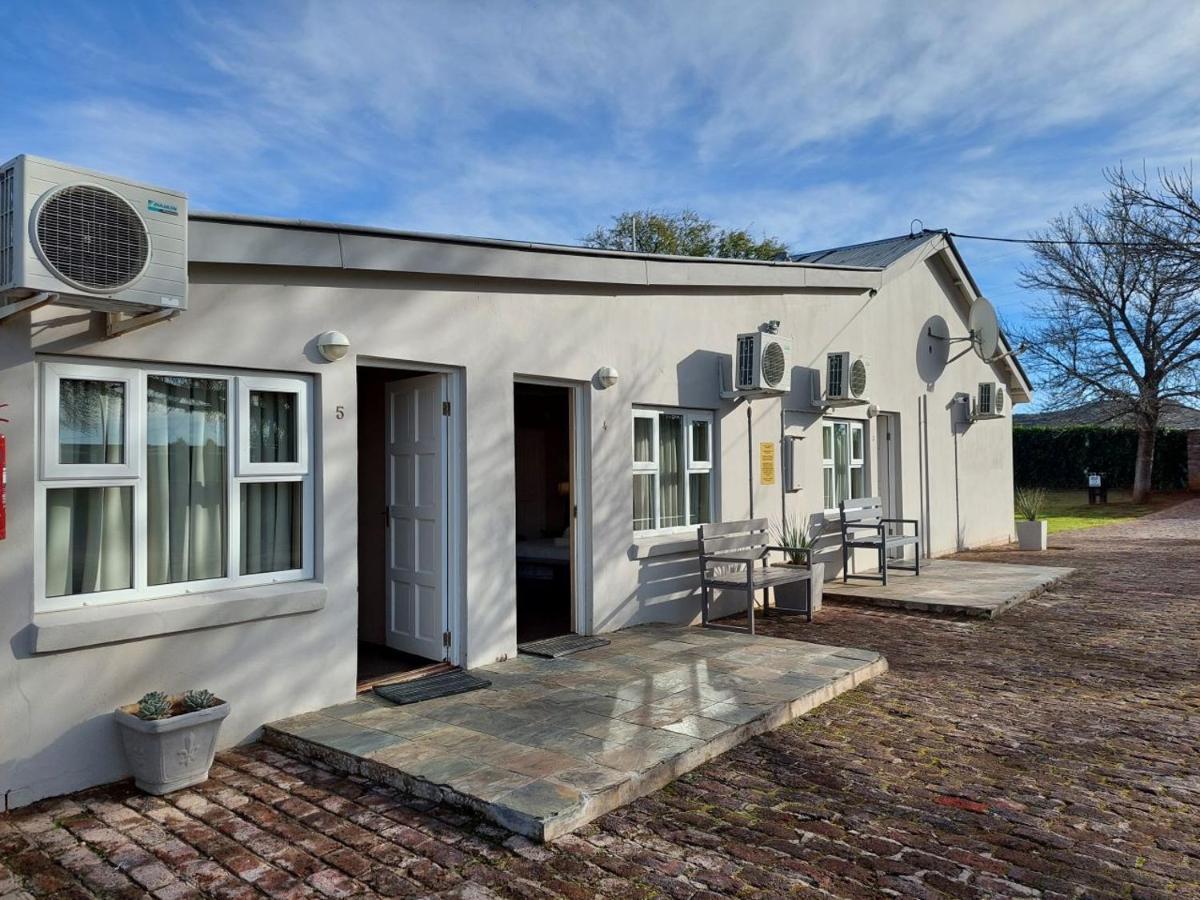 Aloes Guest House 62 On Meintjies Middelburg  Kültér fotó