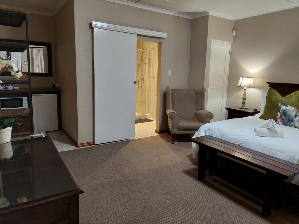 Aloes Guest House 62 On Meintjies Middelburg  Kültér fotó