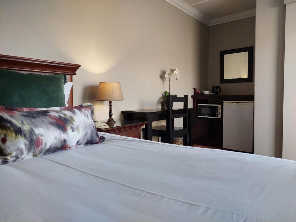 Aloes Guest House 62 On Meintjies Middelburg  Kültér fotó